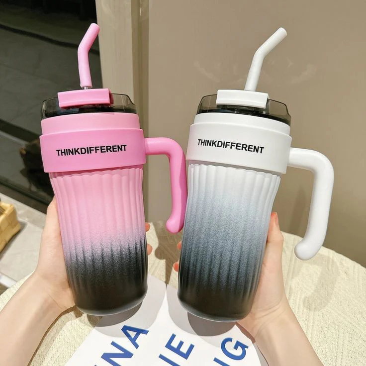 780ml Premium Stainless Steel Tumbler Elegant Design